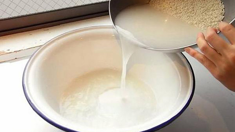Hướng dẫn cách làm trắng da bằng nước vo gạo hiệu quả tại nhà