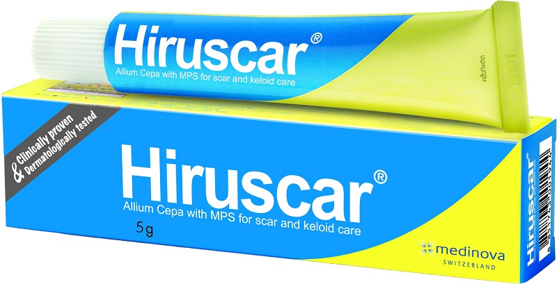 Hiruscar chứa MPS, Hydantoin, nha đam, vitamin E hỗ trợ trị sẹo lồi khá hiệu quả