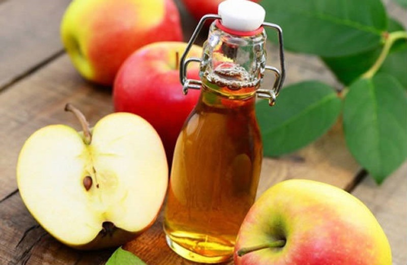 Giấm táo có khả năng trị mụn cơm an toàn tại nhà