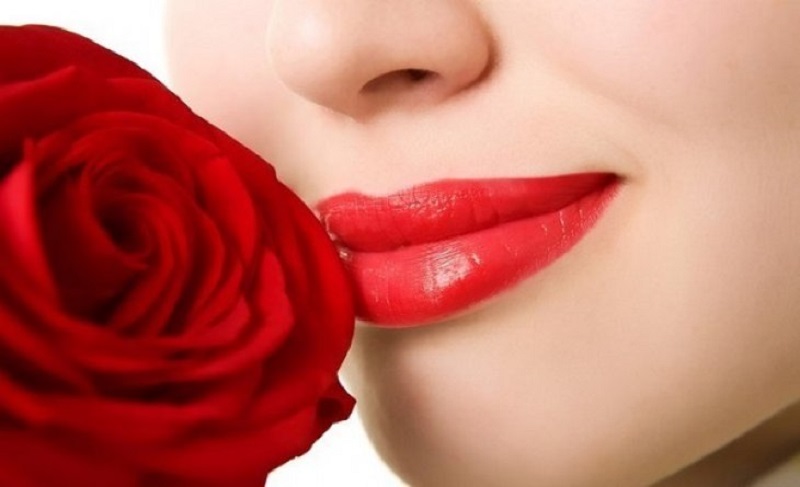 Phun môi đem lại nhiều lợi ích cho khách hàng