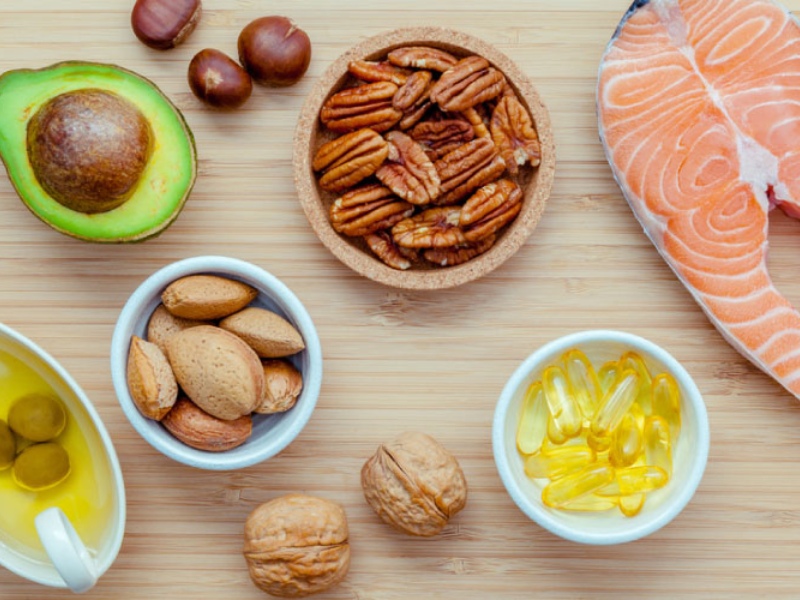 Ăn thực phẩm giàu omega-3 là một giải pháp sau khi tẩy nốt ruồi nên làm gì